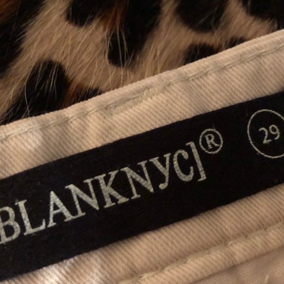 Women's Blank NYC Light Tan Shorts Size 29 - Picture 5 of 11